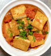 Tofu_and_Tomato_Stew_Healthy_Stew_Tofu_Delight_Savory_Tomato_Flavor_Nutritious_Veggie_Dish_Satisfying_Stew_Plant-Based_Protein_Aromatic_Spices_Wholesome_Cooking_Vegetarian_Cuisine_Satisfying_Bowl_Homemade_Goodness_Ayurvedic_Food_Ayurveda